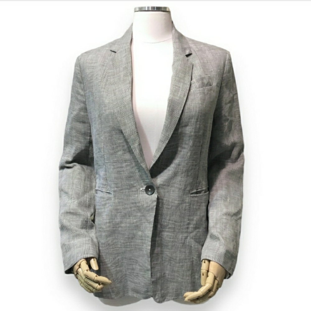OLIVACEOUS Linen Blend Single Button Blazer. NWOT